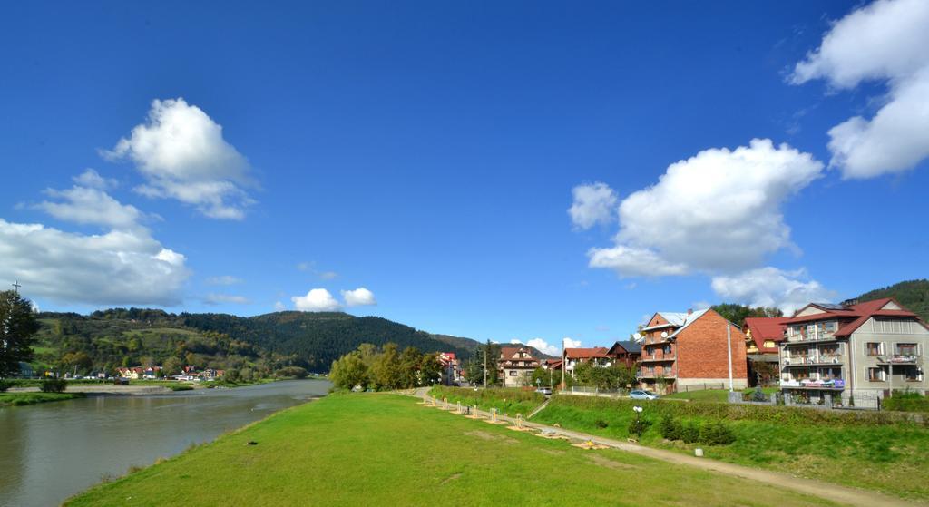 Apartamento Pokoje Do Wynajecia U Lusi Krościenko Exterior foto